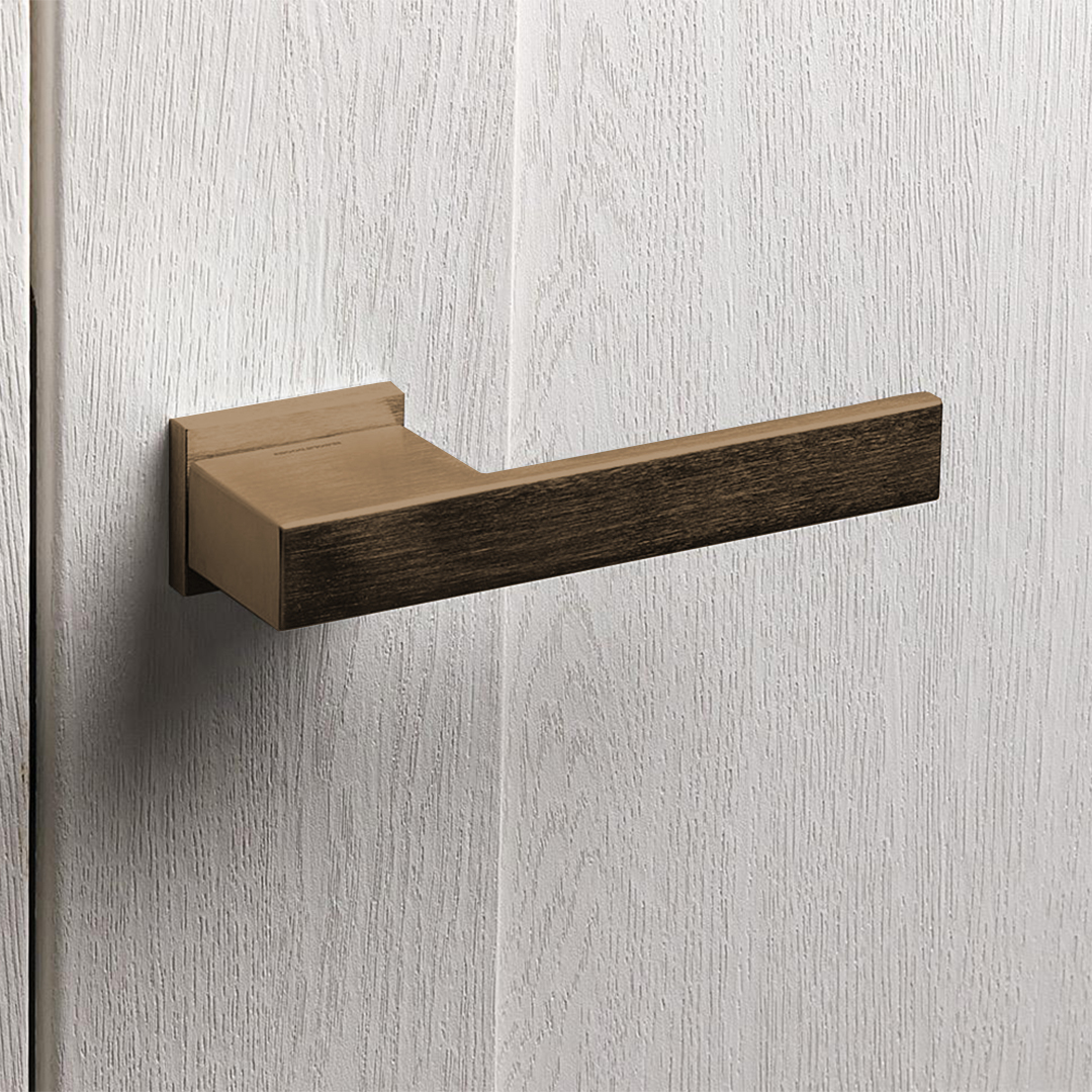 Дверная ручка ALU 360 цвет Шампань На розетке RO80